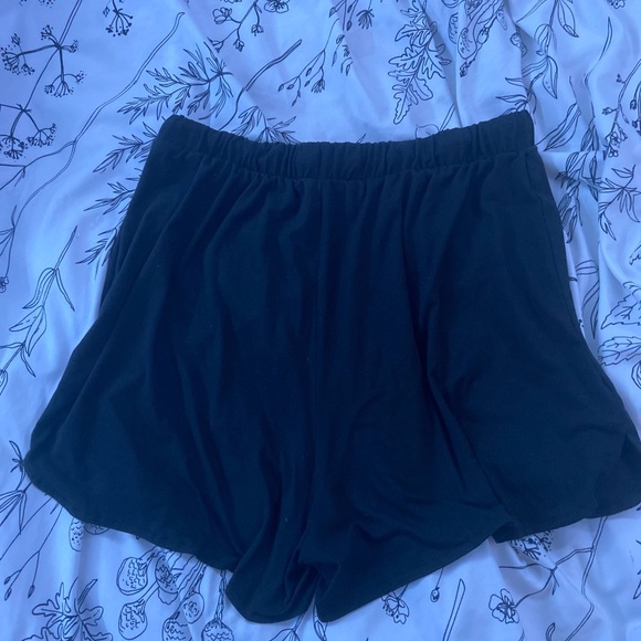 Shorts - Picture 2 of 2